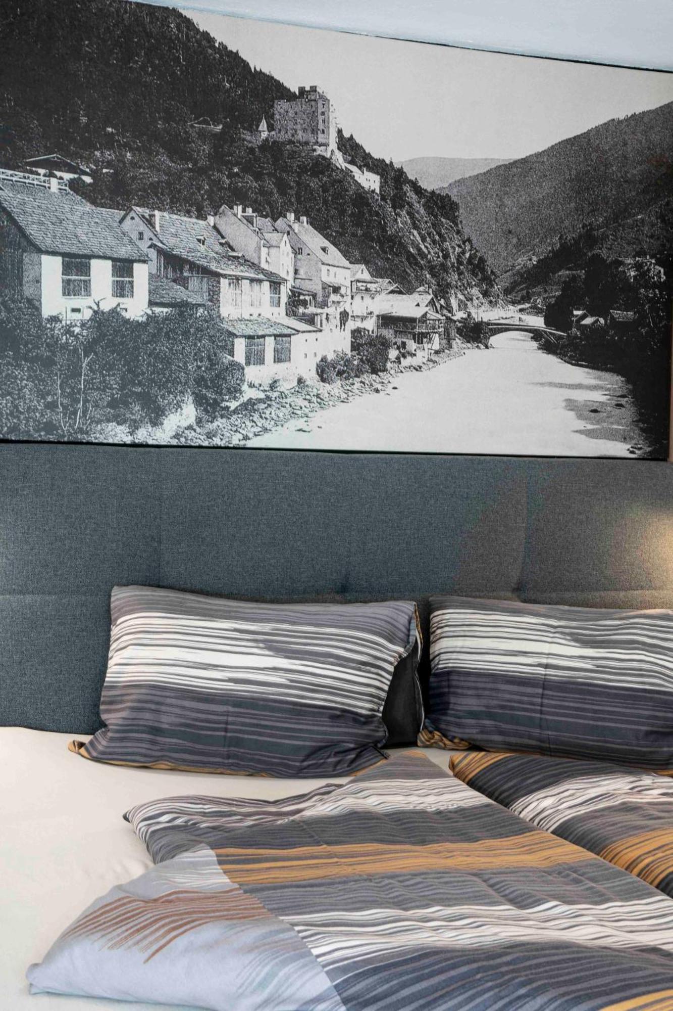 Landhaus Zangerl - Kobelerhof Landeck Szoba fotó